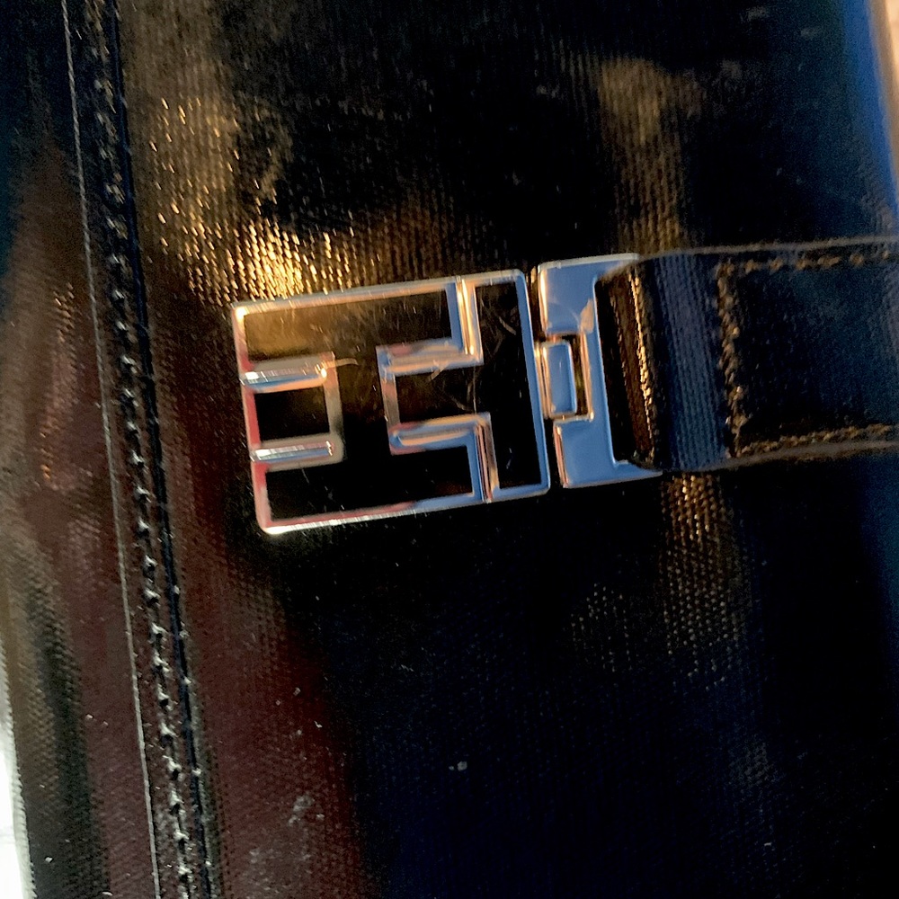 TH slim wallet
